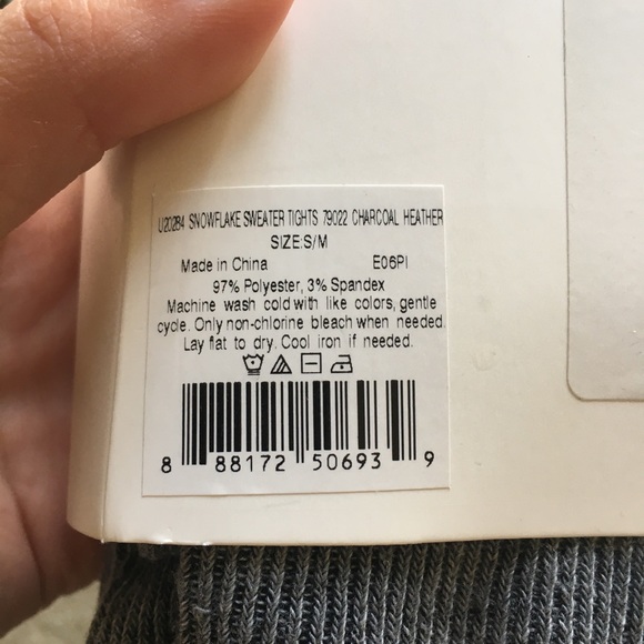 Hue Snowflake Sweater Tights - Please BUNDLE! - Picture 3 of 5